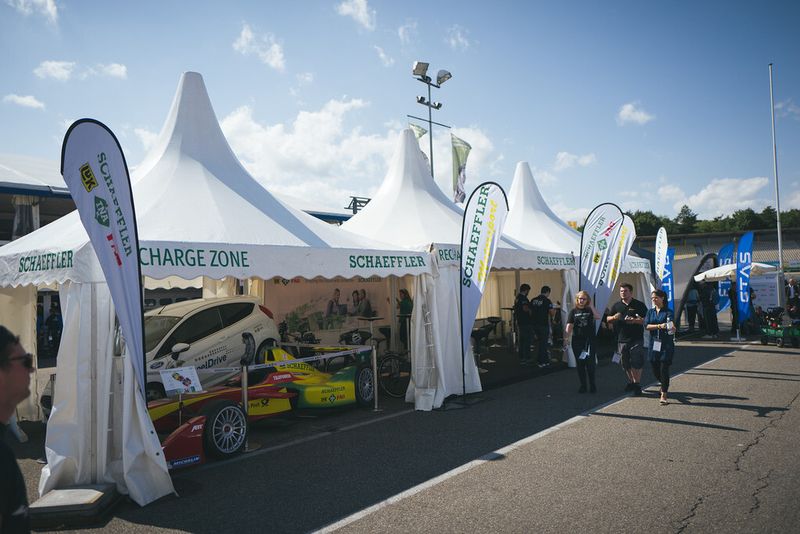 Wenn nichts mehr geht: Schaeffler und die „Energie-Tankstelle“. (Bild: FSG - Ole Kroeger)