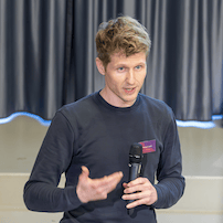 Dr. Samuel Läubli ist CEO von Supertext.(Bild:  Supertext)