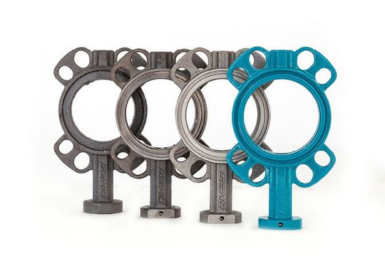 (GEMÜ bearbeitet die Gussrohlinge in einer Aufspannung und erreicht auf diese Weise exakte Form- und Lagetoleranzen. Bild: GEMÜ)