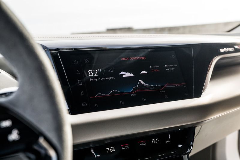 Blick auf das Multimediasystem. (Audi)