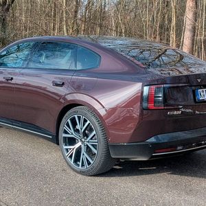 Auffällig ist das steile Heck.(Bild:  Mauritz – VCG)