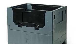 Der faltbare Großladungsträger Magnum HD von Schoeller Allibert ist wesentlich leichter als eine Gitterbox und lässt sich platzsparend und kostengünstig lagern und transportieren. (Bild: Schoeller Alibert)