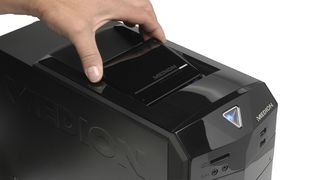 Der Medion-Multimedia-PC Akoya E2225 D hat den Medion-Datenhafen-3 integriert. (Bild: Medion)