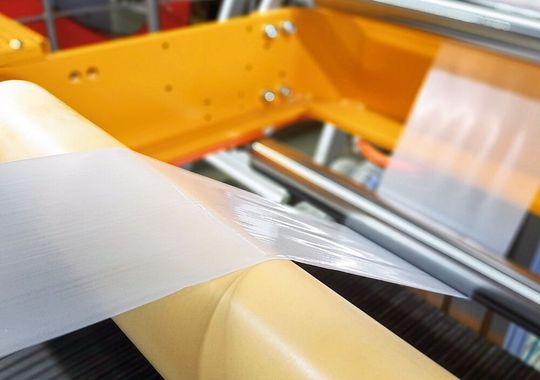 Herstellung einer biofunktionalisierten Folie im Verarbeitungstechnikum Herstellung einer biofunktionalisierten Folie im Verarbeitungstechnikum