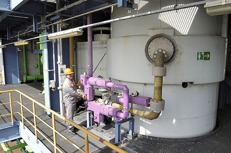 Die Rotationswäscher der Rückstandsverbrennungsanlage in Dormagen wurden mit Um- richtern ausgestattet, wodurch sich der jährliche Stromverbrauch um 1800 MWh verringert.  (Bild: Currenta)