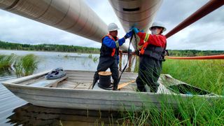 Henkel hat in das Technologie-Start-up Direct-C investiert, das eine ausgefeilte Sensortechnologie für die Früherkennung von Kohlenwasserstoff-Leckagen in Flanschen und Pipelines entwickelt hat. (Bild: Henkel)