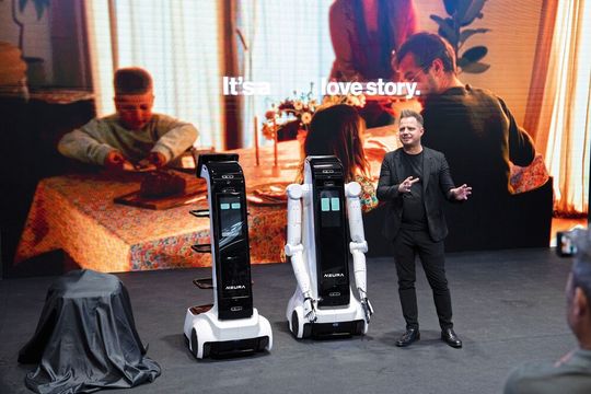 Neura-Produkte: Auch Serviceroboter gehören zum Portfolio von Neura.(Bild:  Neura Robotics)