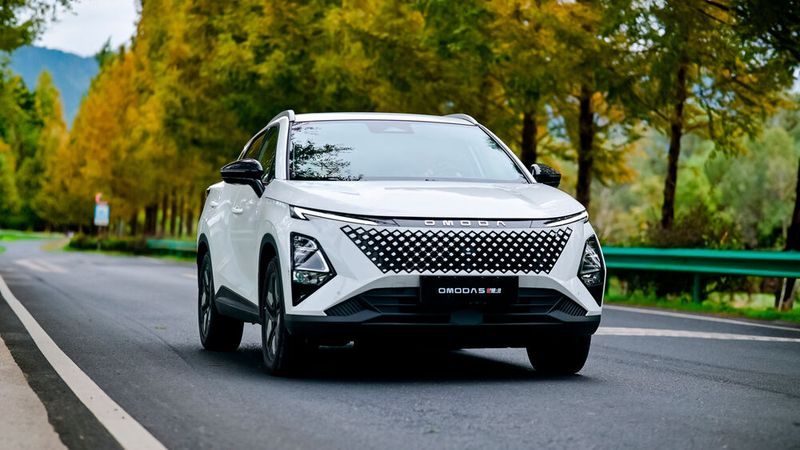 Der Omoda 5 gehört zu den ersten Fahrzeugen, die der chinesische Autobauer Chery in Deutschland anbietet.(Bild:  Chery)