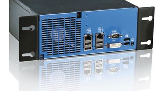 Bild 1: Dank der zweiten Interfaceseite ist der Box-PC ohne zusätzlichen Verkabelungsaufwand zuverlässig in Maschinenkonzepte integrierbar.  (Bild: Kontron)