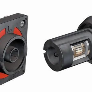 Buchse und Stecker des BV-Systems: Die einpoligen Steckbuchsen und Kupplungen sind mit der bewährten MC-Kontaktlamelle ausgestattet, die Kontakteinsätze bestehen aus versilbertem Messing. Eine Bajonett- oder „Push-pull“-Verriegelung verhindert eine versehentliche Trennung. Mit Polyamid-Isolation geeignet für den Einsatz bis zu 1000 V/1000 A.(Bild:  Multi-Contact)