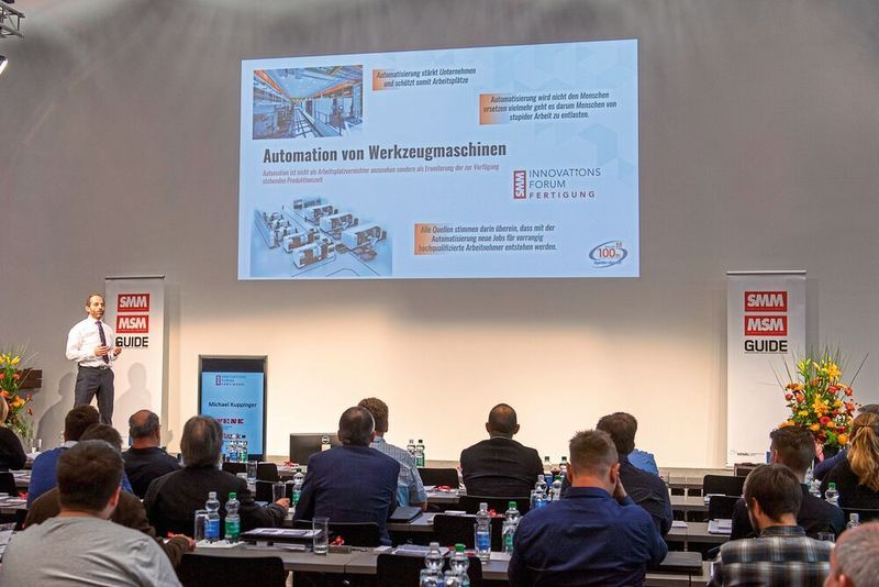 Automationslösungen für Werkzeugmaschinen hat Michael Kuppinger, Produktmanager von Yamazaki Mazak, präsentiert. (Thomas Entzeroth)