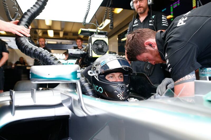 EBM-Papst-Ventilatoren kühlen die Seitenkästen des F1-W06-Hybrid-Rennwagens von Nico Rosberg. (Bild: EBM-Papst)