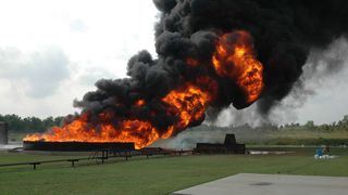 bs-tank-klein (HDT-Tagung Brandschutz im Tank- und Gefahrgutlager)