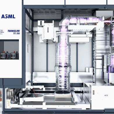 Advanced Packaging: Mit der TWINSCAN XT:260 hat ASML bereits ein Lithografiesystem für die dreidimensionale Chipintegration im Portfolio. Patentanmeldungen deuten darauf hin, dass der Anlagenbauer künftig auch ins Hybrid Bonding einsteigen könnte. (Bild: ASML)