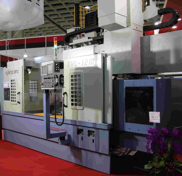 Force One wird diese vertikale Drehmaschine auch auf der EMO Hannover 2013 ausstellen. (Bild: Fouhy)