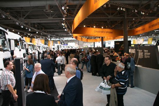 Die IAA war für MAN Truck & Bus Deutschland ein voller Erfolg. Der Hersteller nahm auf der Messe Aufträge für mehr als 870 Lkw und fast 130 Omnibusse entgegen. (Archiv: Vogel Business Media)