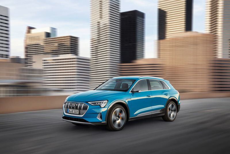 Audi fordert mit dem E-Tron Tesla heraus. (AUDI AG)