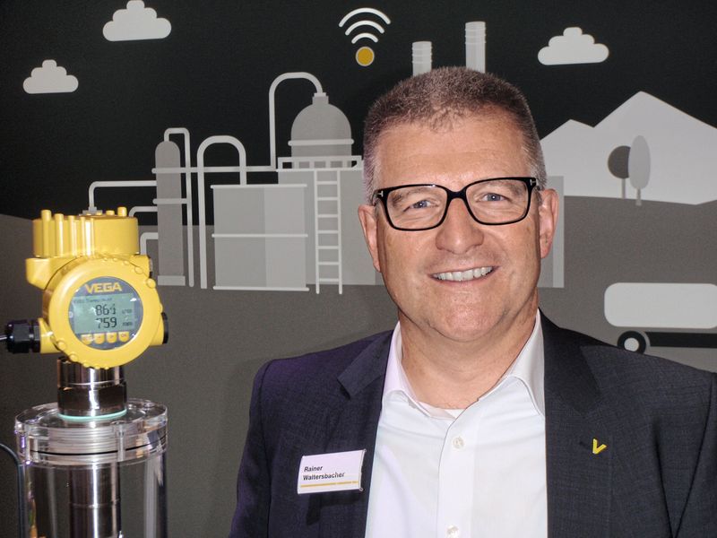 „Die Achema ist für uns eine wichtige Leitmesse, das hat sie auch diesmal bewiesen. Wir haben sehr gute Gespräche geführt. Hervorzuheben ist, dass die Besucher mit ganz konkreten Anfragen kommen. Was uns besonders freut: Der Anteil ausländischer Besucher hat sich deutlich gesteigert. Das ist uns sehr wichtig.“ Rainer Waltersbacher, Geschäftsführer Vega Grieshaber (Bild: PROCESS)