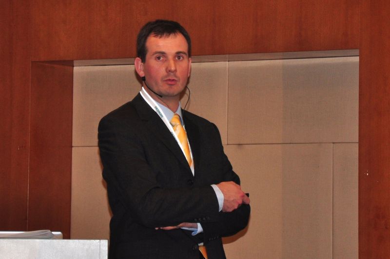 Sten Joseph, Project Manager bei Total Raffinerie Mitteldeutschland stellte auf der PMA 2011 ein Projekt vor, bei dem das ECS im laufenden Betrieb erfolgreich ausgetauscht wurde.  (Bild: M.Henig/PROCESS)