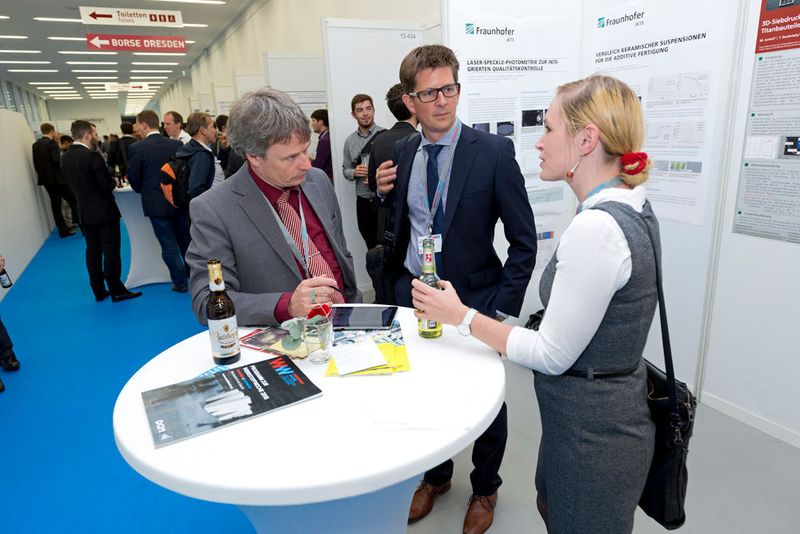 Eindrücke von der Werkstoffwoche Dresden 2015. (Bild: Werkstoffwoche Dresden)