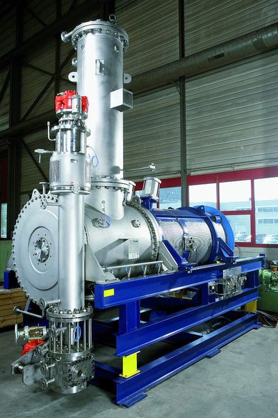 Die KneaderReactor Technologie beherrscht u.a. lösungsmittelfreie lebende und radikalische Polymerisationen.  (Bild: LIST)