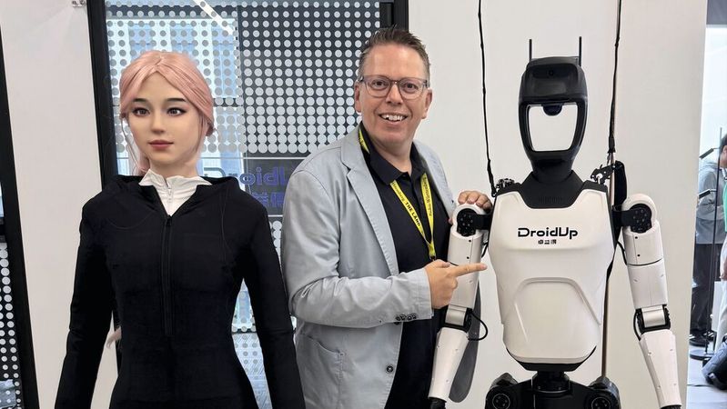 Humanoide zwischen Hype und Industriealltag: Safety-Experte Jens Müller erklärt, warum technische Reife, sichere Bewegungsabläufe und die Integration in bestehende Prozesse über den praktischen Nutzen der Roboter entscheiden.(Bild:  Jens Müller)