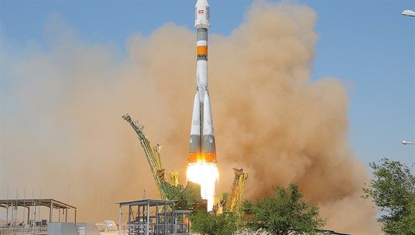 Deutscher Kleinsatellit TET-1 erfolgreich gestartet - Die Sojus-Rakete mit TET-1 an Bord nach dem Start im Juli 2012 (Bild: DLR)