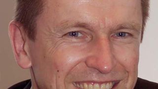 Dr. Klaus-Dieter Rosenbach, Technikvorstand der Jungheinrich AG: „Die Technik in unserem Konzeptfahrzeug ist eine echte Alternative zu den Antrieben mit Brennstoffzellen.“Bild: Jungheinrich (Archiv: Vogel Business Media)