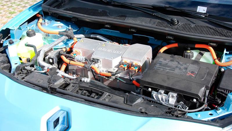 Elektroautos brauchen kein Motoröl und kaum Verschleißteile.(Bild:  Rosenow/»kfz-betrieb«)