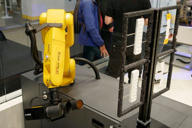 Bei Zeiss wurde gezeigt, wie optische 3D-Messtechnik automatisiert werden kann.  (Bild: Sandro Kipar)