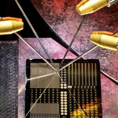 EPFL researchers have demonstrated a GaN transistor that withstands nearly 4 kV, using an intrinsic polarization superjunction design to distribute electric fields more evenly. (Source: EPFL)