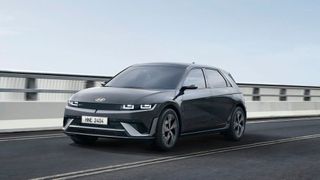 Der Hyundai Ioniq 5 geht aufgefrischt in die zweite Lebenshälfte. (Bild: Autoren-Union Mobilität/Hyundai)