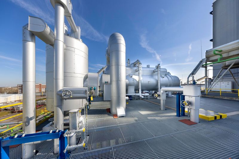 Im neuen Generator wird die Reaktionswärme des Systems in Wasserdampf umgewandelt.  (Bild: Covestro)