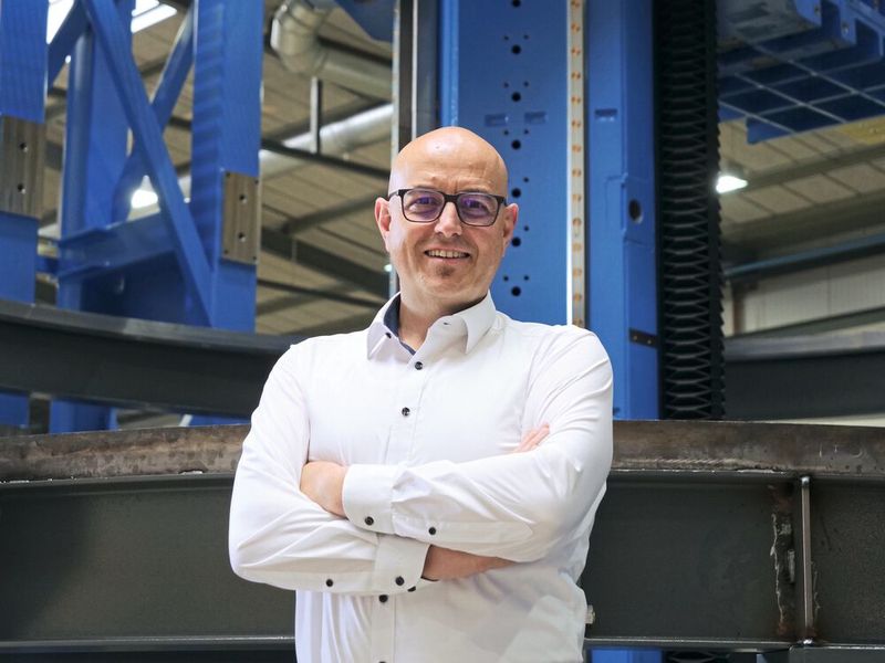 Markus Havrda von der Schweizer Wysshus Engineering kann mit Stolz sagen, in neue Dimensionen bei der mobilen Bearbeitung von Kraftwerksteilen vorgestoßen zu sein. Das betrifft nicht nur die Größe der bearbeitbaren Turbinen, sondern auch deren Bearbeitungszeit. (Bild: Wysshus Engineering GmbH)