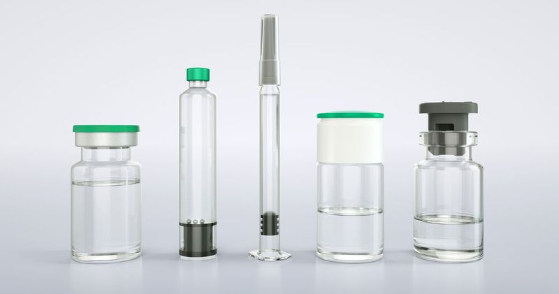 Vor dem Hintergrund aktueller Entwicklungen in sensiblen und kostspieligen Therapiegebieten ist 100-prozentige Dichtigkeitsprüfung pharmazeutischer Behältnisse von besonderem Interesse. (Bild: Syntegon)