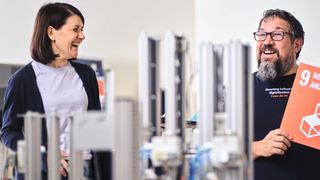 Das SDG 9 steht für die Förderung einer inklusiven und nachhaltigen Industrialisierung. (Bild: Copa-Data)