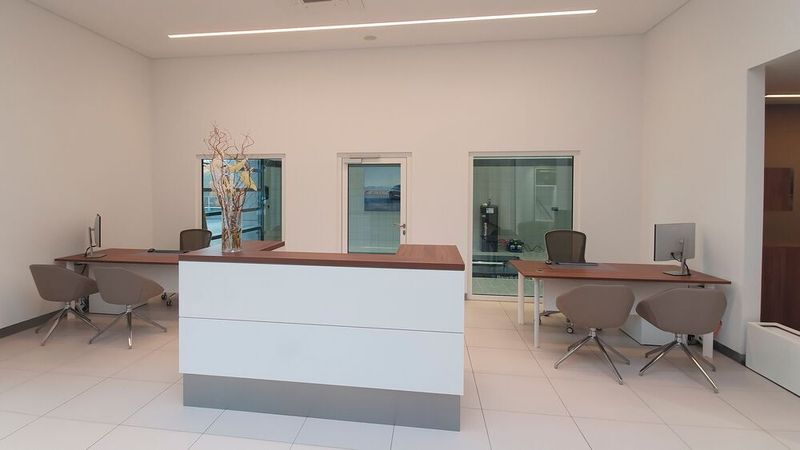 Im Neubau sitzen die Serviceberater und es gibt zwei Direktannahmen. (Mauritz/»kfz-betrieb«)