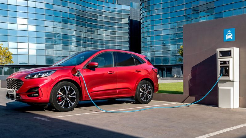 Ford hat kürzlich einen Auslieferungsstopp für den Kuga PHEV verhängt.(Bild:  Ford)