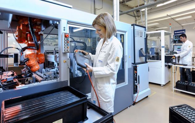 Ausgangspunkt für das Projekt iTEP (Integrated Traceability Excellence Program) bei cms electronics ist die standortübergreifende, prozess- und produktunabhängige Aufzeichnung von Material-, Prozess-, Logistik- und Qualitätsdaten. (Bild: cms electronics)