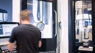 Durchgängige CAD/CAM-Nutzung: PJK Peter Josef Klein Feinmechanik setzt bei der Highend-CNC-Bearbeitung auf Solidworks und Solidcam. (Peter Josef Klein Feinmechanik GmbH)