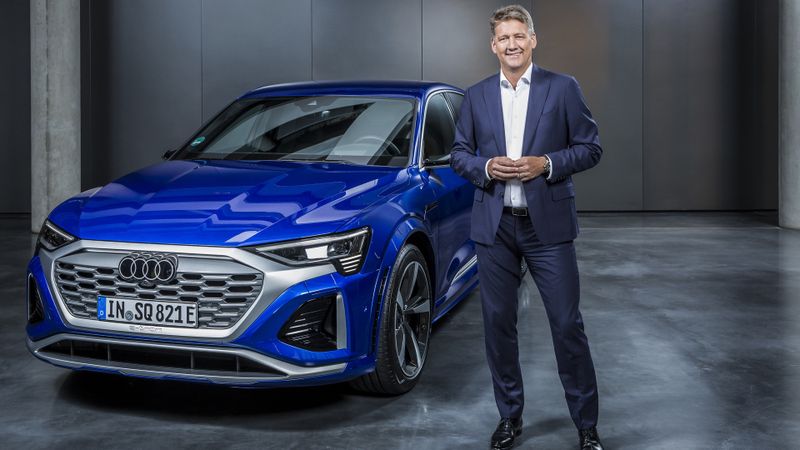 Audi-CEO Gernot Döllner bringt sich laut Handelsblatt für eine mögliche Funktion eines konzernübergreifenden CTO in Position.(Bild:  Audi AG)