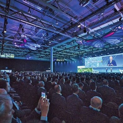 Global Forum zgromadziło w centrum targowym Messe Basel około 2000 międzynarodowych decydentów i ekspertów z branży przetwórczej. (Zdjęcie:Marc Gilgen / E+H)
