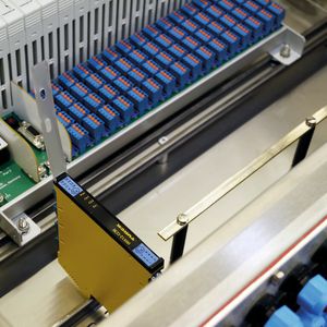 With more compact housing dimensions, more accurate and faster devices, SIL2 certification and several international Ex approvals for worldwide use, Turck is raising the standard for interface technology to a new level.
