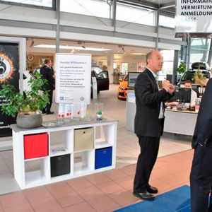 (Dominsky / »kfz-betrieb«)