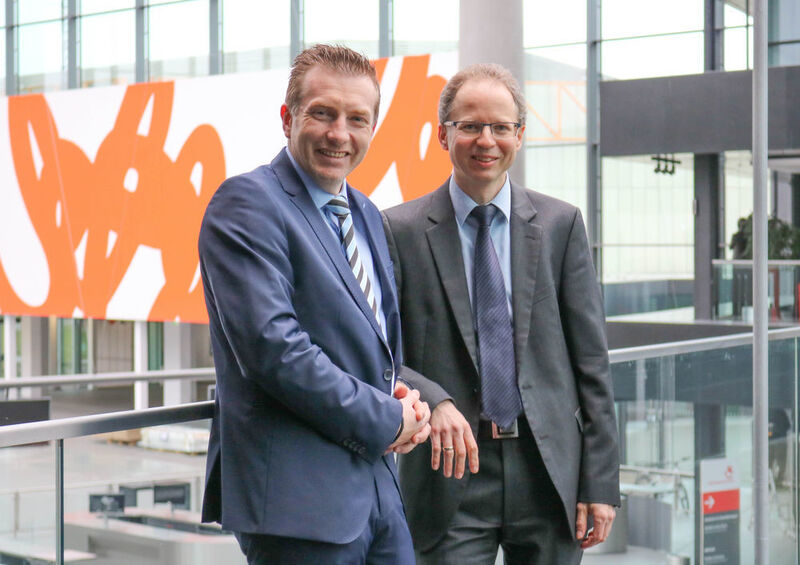 Alexander Stein (li) und Dr. Matthias Schier wollen Messe und Kongress als Duo zum Erfolg führen. Dabei soll die noch junge MT-Connect vom etablierten Medtech Summit profitieren. (Nürnberg Messe)