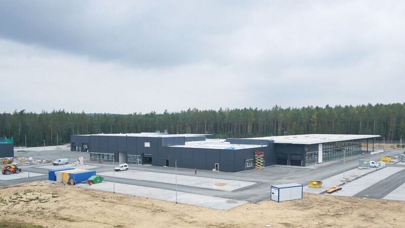 In Ebermannsdorf bei Amberg entsteht auf 70.000 Quadratmetern ein neues Autohaus der Widmann-Gruppe. 