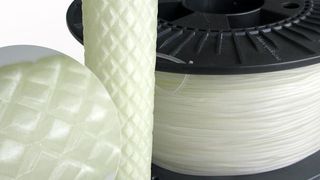 TPU 93 wurde an die Verarbeitung in 3D-Druckern verbessert und verfügt über gute Fließeigenschaften sowie eine leichte Filamentförderung. (Bild: German Rep Rap)