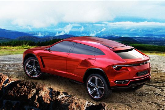 Die SUV-Studie hört auf die Modellbezeichnung Urus - abgeleitet vom Auerochsen, einer Wildform des Rindes - womit die Brücke zu den Lamborghini-Sportwagen geschlagen ist, die traditionell nach Kampfstieren benannt sind. (Foto: Lamborghini)