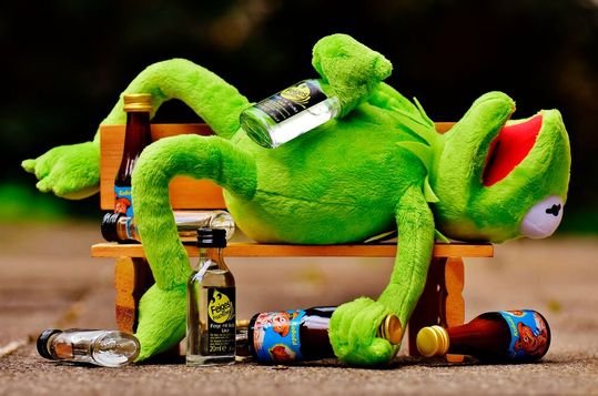 Objective memory tests could reduce alcohol-related harm.(Source:  free licensed /  Pixabay)