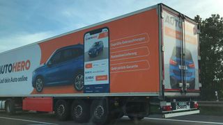 Auf dem Weg nach Belgien? Auch im westlichen Nachbarland betreibt die Auto1-Gruppe, zu der Autohero gehört, nun ein Aufbereitungszentrum. (Bild: Rosenow – »kfz-betrieb«)
